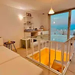 Grand Harbour Views 아파트 *