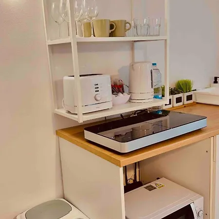 Grand Harbour Views *