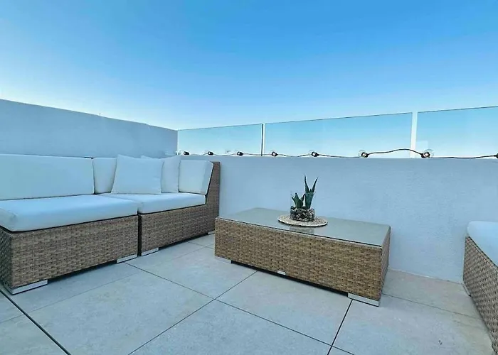 Grand Harbour Views Apartament