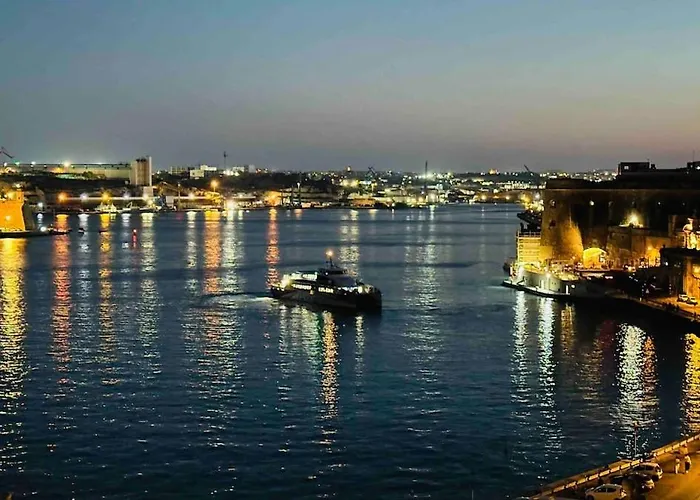 Apartament Grand Harbour Views