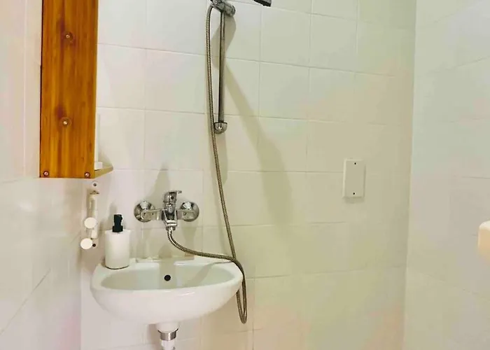 Grand Harbour Views *